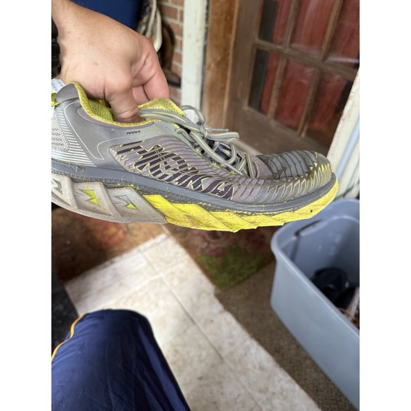 Hoka One One Men\'s Arahi Size 10.5 Running Shoe